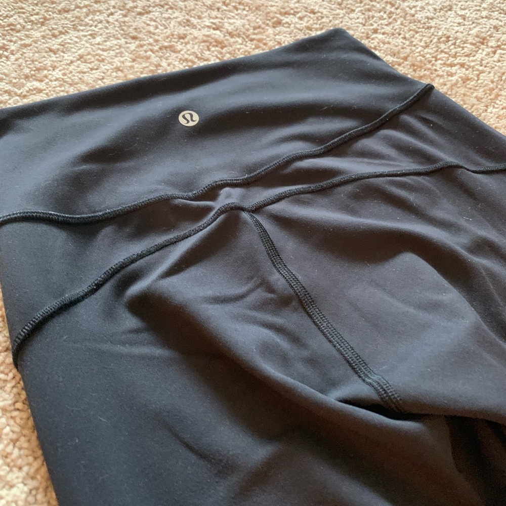 Lululemon high rise wunder under leggings SIZE 4
